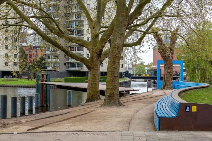(the blue bench - De bank) - Kunstpunt Groningen